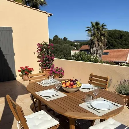 Spacieux T4 Avec Terrasse Plein Ciel Apartment Cavalaire-sur-Mer